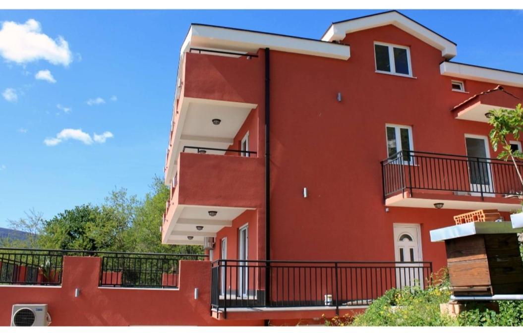 Odessa Mama Apartment บิเยลา ภายนอก รูปภาพ