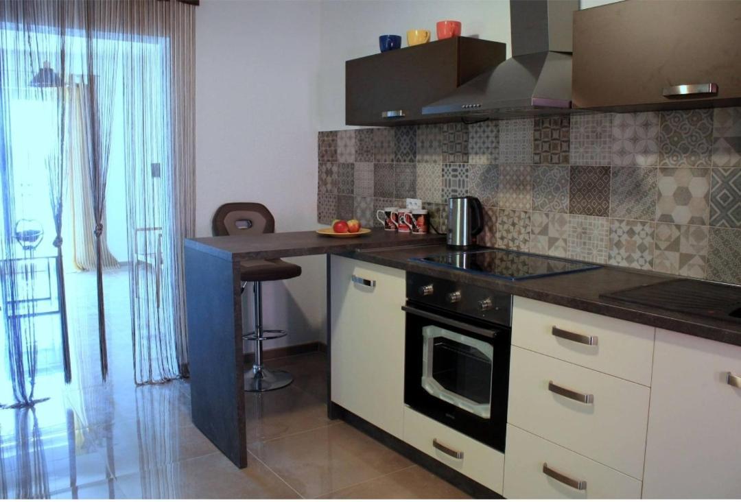 Odessa Mama Apartment บิเยลา ภายนอก รูปภาพ