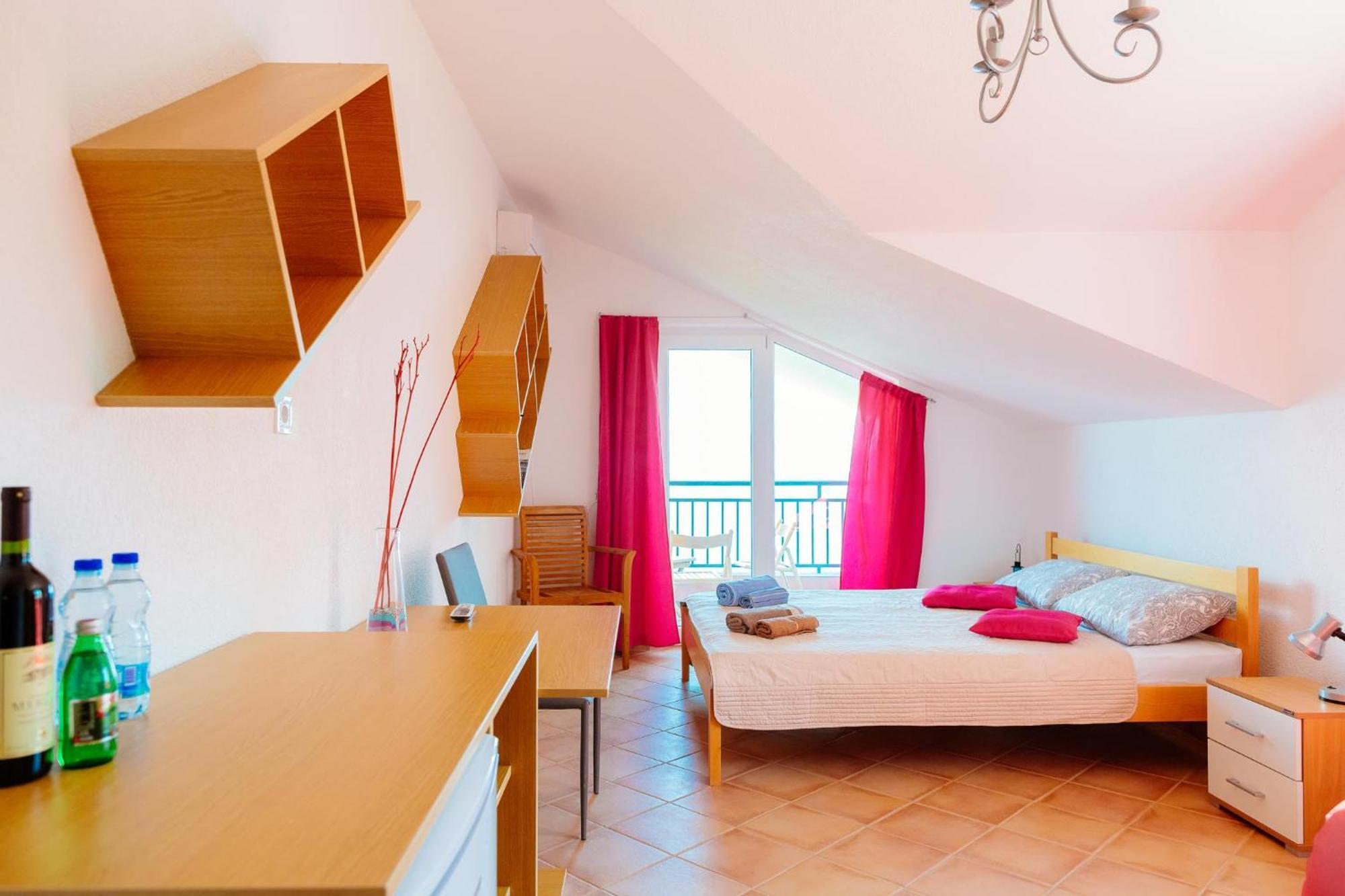 Odessa Mama Apartment บิเยลา ห้อง รูปภาพ