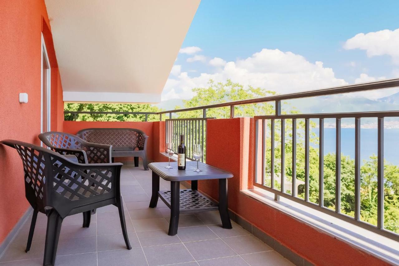 Odessa Mama Apartment บิเยลา ภายนอก รูปภาพ
